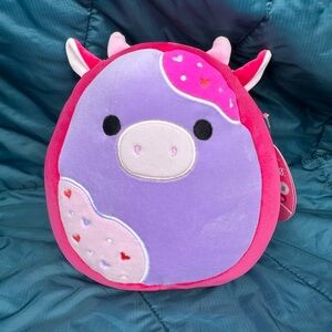 Deanna the Cow 8” Valentines 2026 Squishmallow